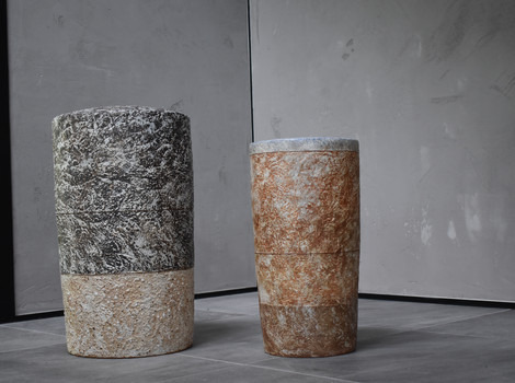 Westerwälder stoneware clay in salt firing: Vessel objects and art-in-architecture 